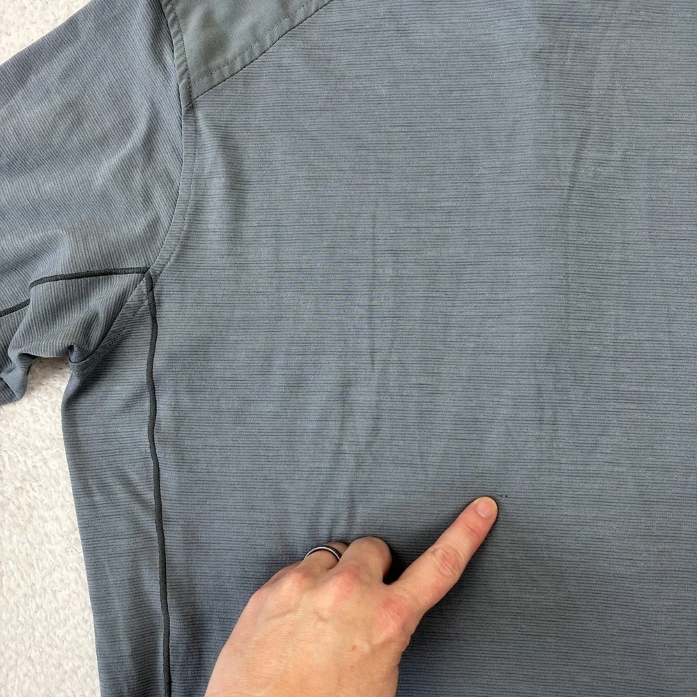 KUHL 'Virtuoso' Mens Polo Shirt Small Gray Wool Blend Performance Hiking Stretch